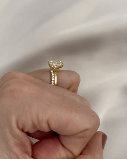 2.5 Ct Radiant cut moissanite Engagement Ring Set For Women 14K Yellow Gold Wedding Ring Gift For Her bridal ring