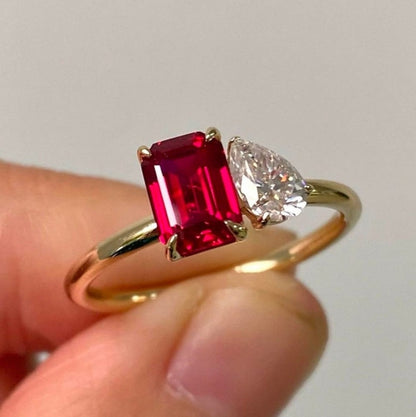 The Eternal Duo – Ruby & Diamond Toi Moi Ring