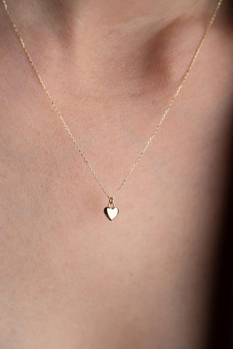 Minimalist Design Sacred Heart Necklace / Dainty Heart Pendant Necklace / 14k solid gold /Gift For Her / Heart Charm